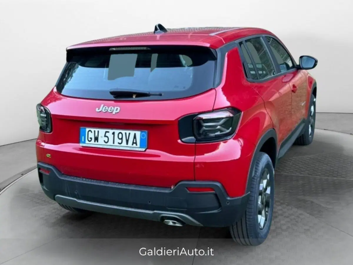 Jeep Avenger nuova a Salerno (4)