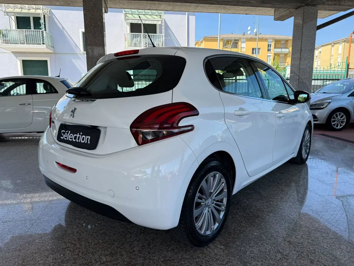 Peugeot 208 usata a Brescia (4)