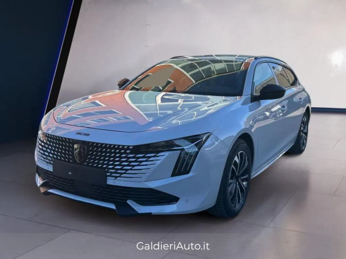 Peugeot 508 SW nuova a Salerno