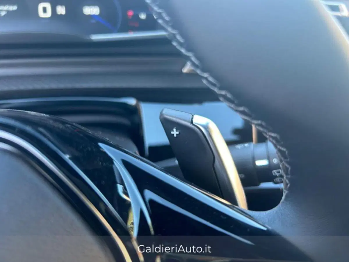 Peugeot 508 SW nuova a Salerno (20)