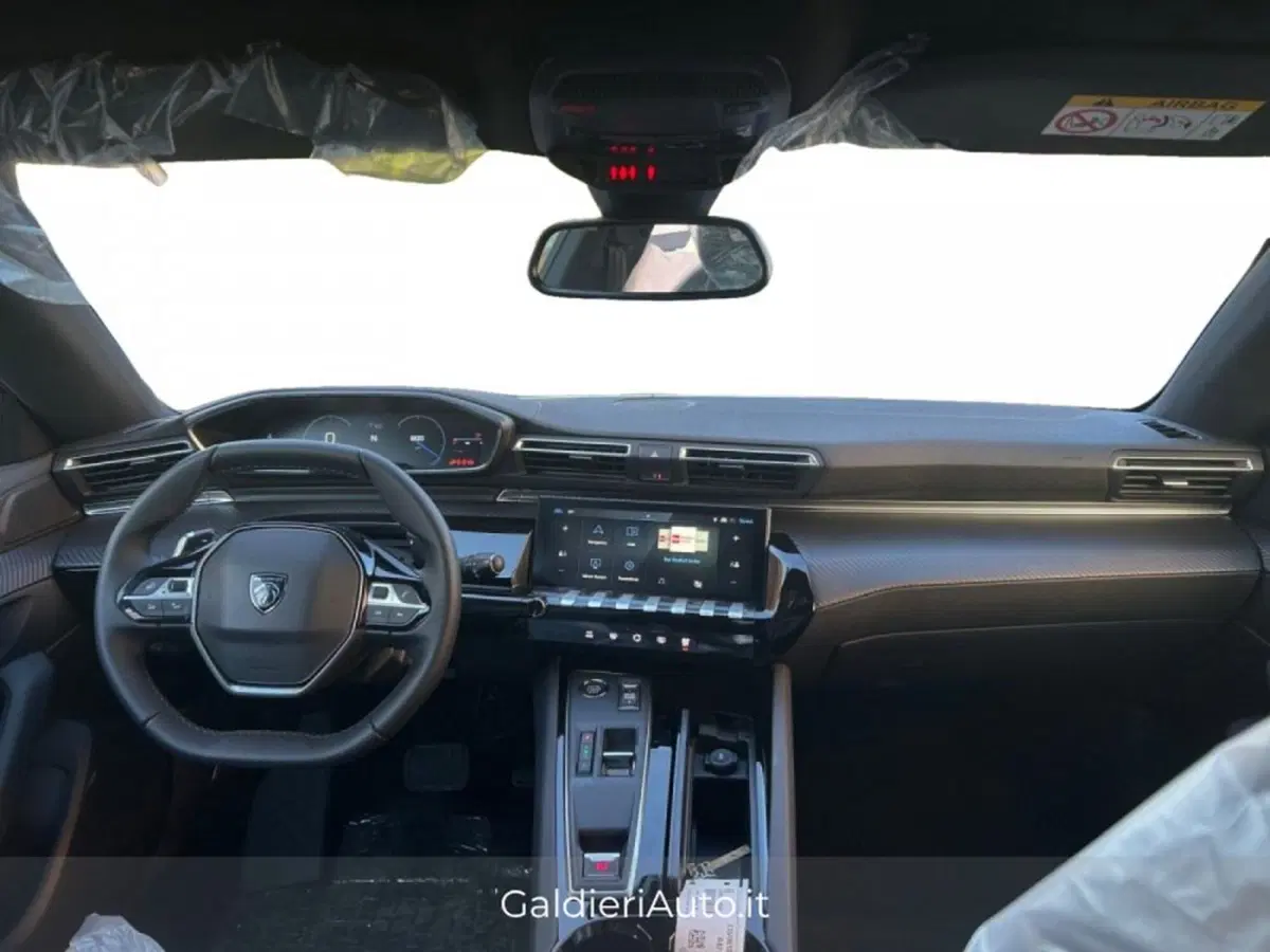 Peugeot 508 SW nuova a Salerno (5)