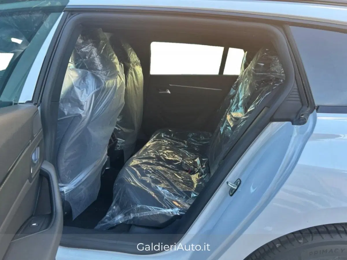 Peugeot 508 SW nuova a Salerno (7)
