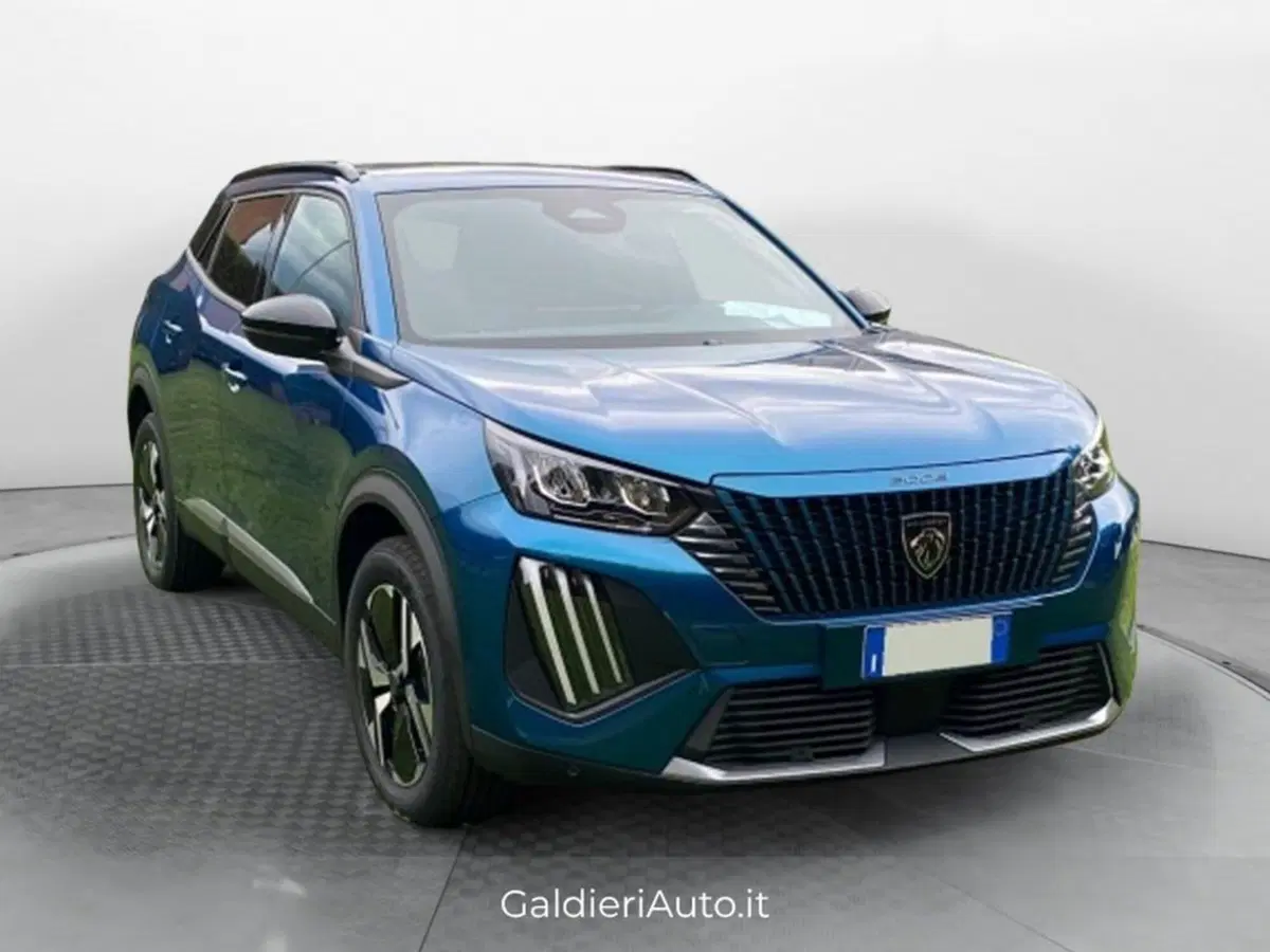 Peugeot 2008 nuova a Salerno (2)