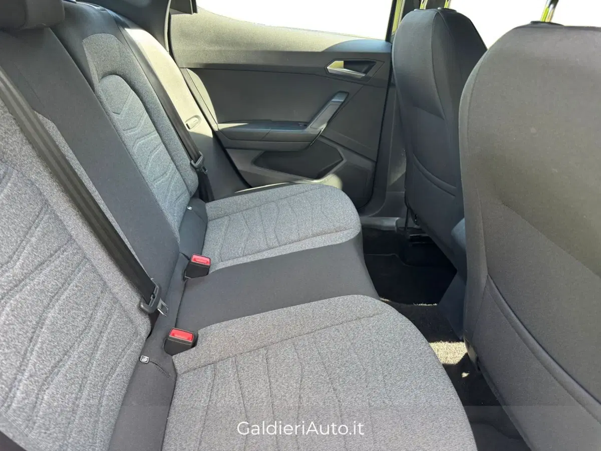 SEAT Arona usata a Salerno (7)