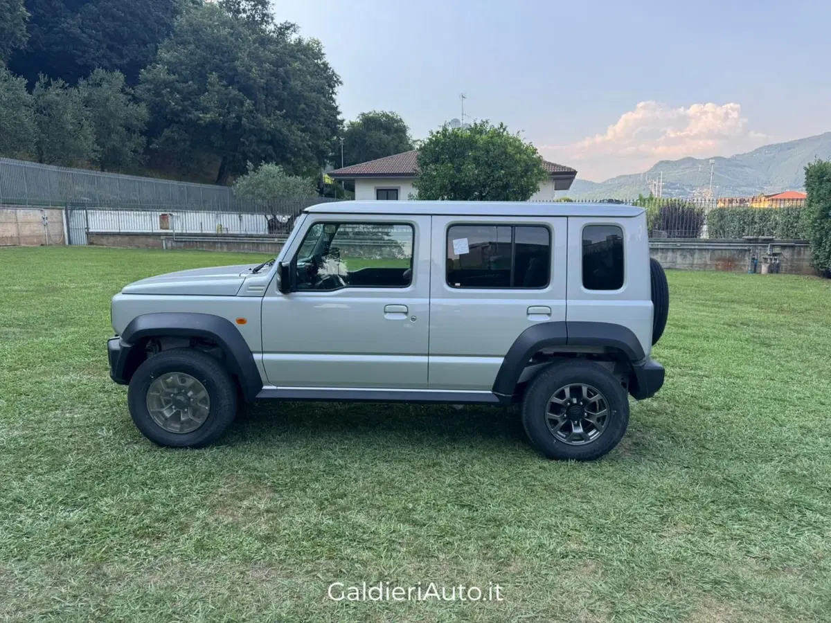 Suzuki Jimny nuova a Salerno (10)