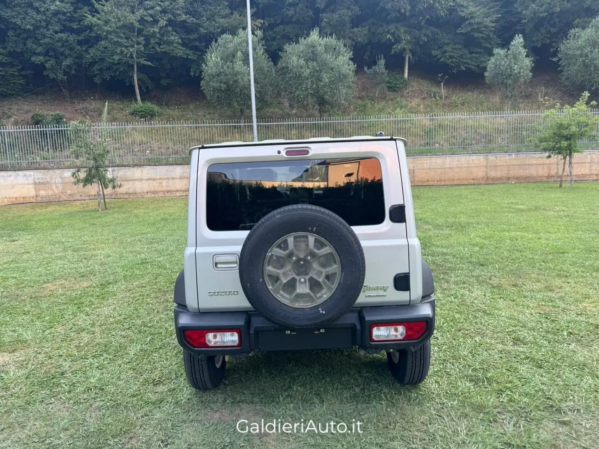 Suzuki Jimny nuova a Salerno (11)