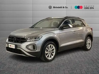Volkswagen T-Roc 1.0 TSI Life del 2023 usata a Prato