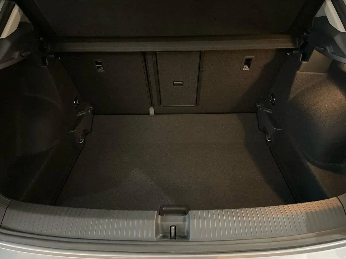 Volkswagen T-Roc usata a Prato (8)