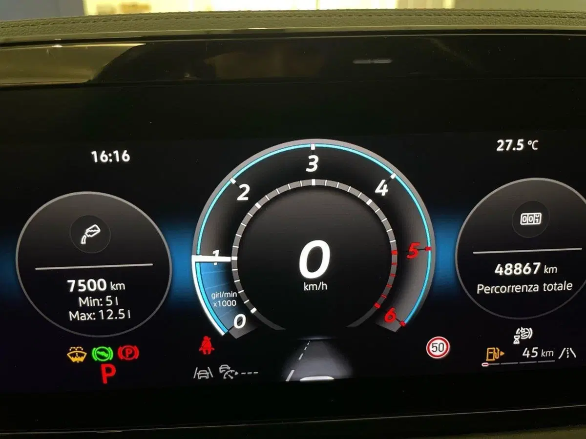 Volkswagen Tiguan usata a Prato (13)