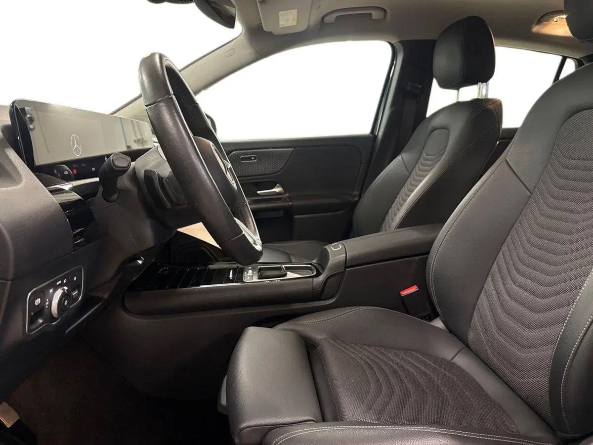 Mercedes-Benz GLA SUV usata a Prato (10)
