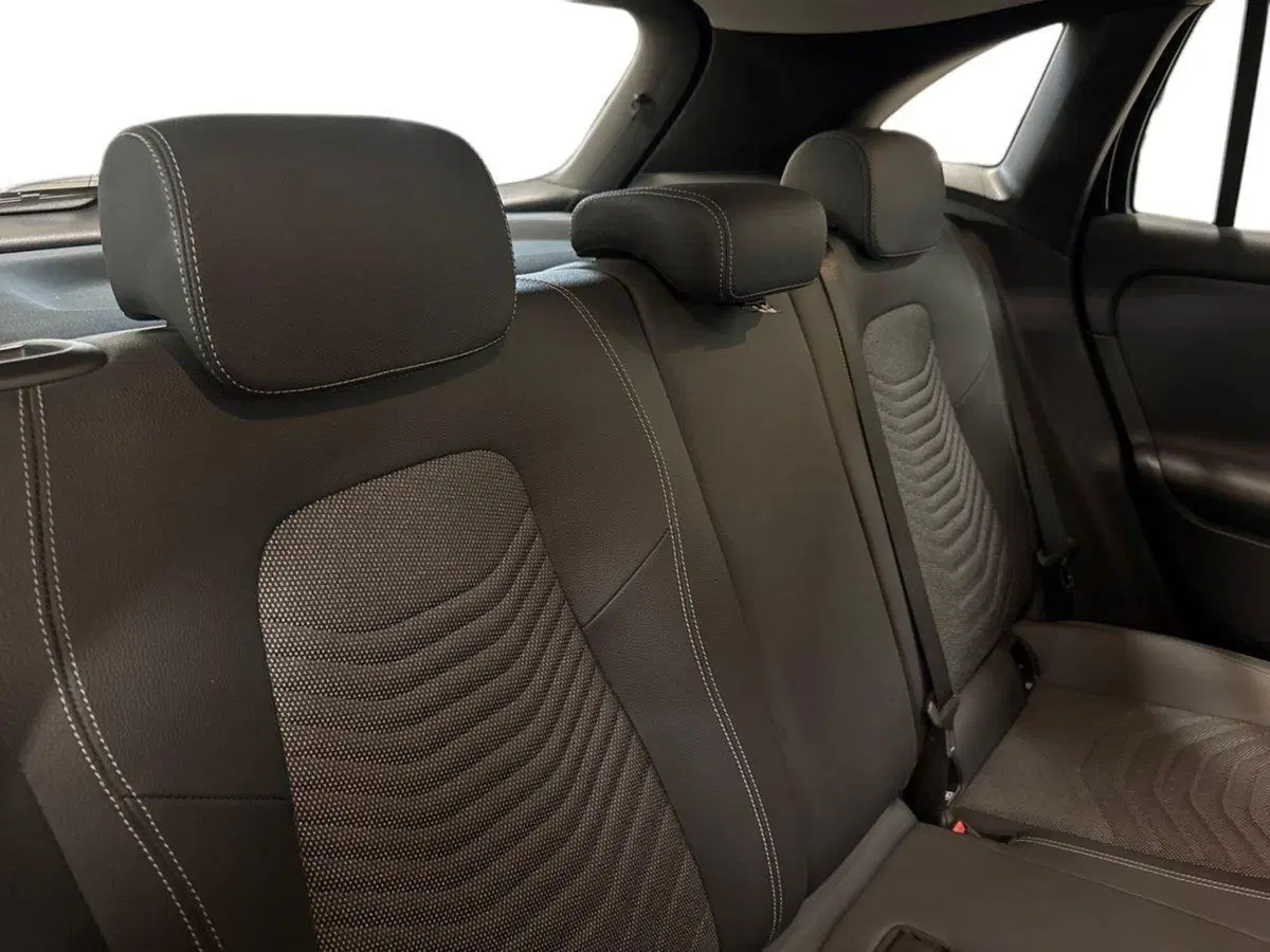 Mercedes-Benz GLA SUV usata a Prato (16)