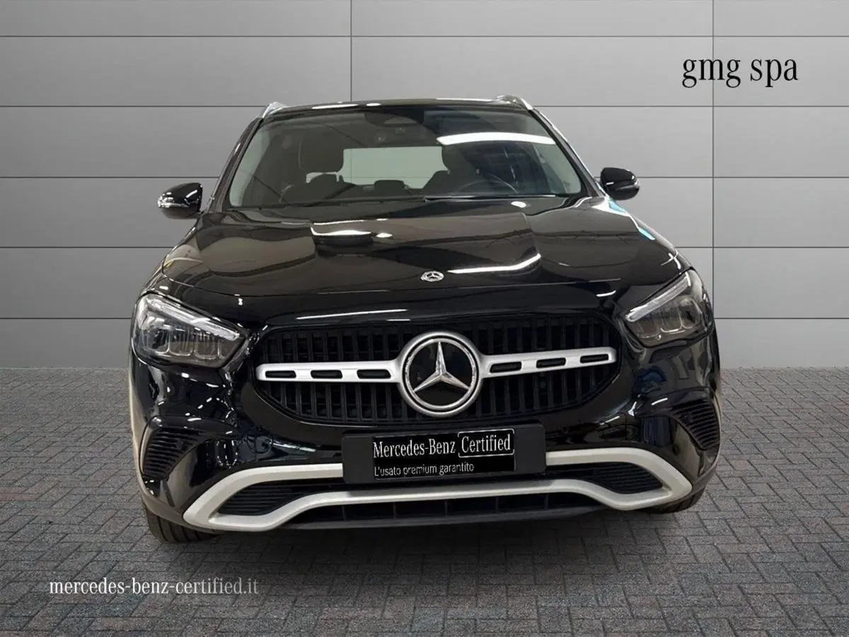 Mercedes-Benz GLA SUV usata a Prato (3)