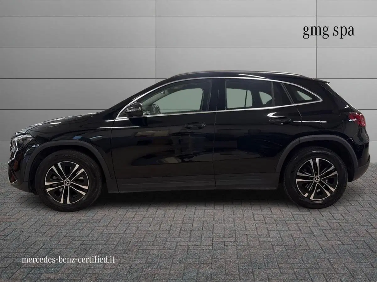 Mercedes-Benz GLA SUV usata a Prato (6)