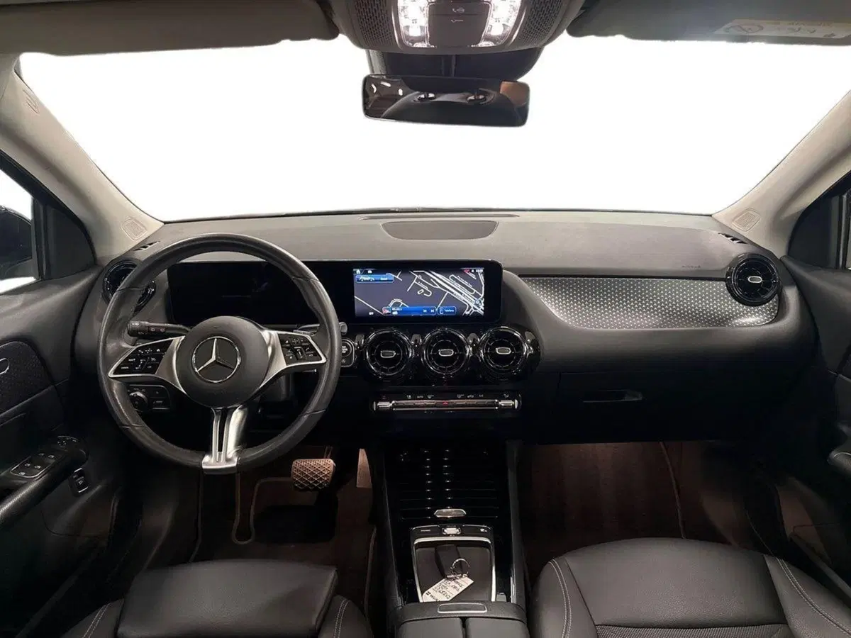 Mercedes-Benz GLA SUV usata a Prato (9)