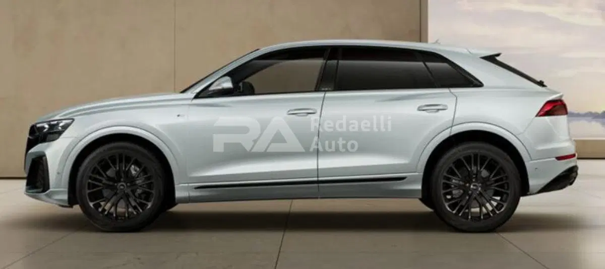 Audi Q8 nuova a Lecco (4)