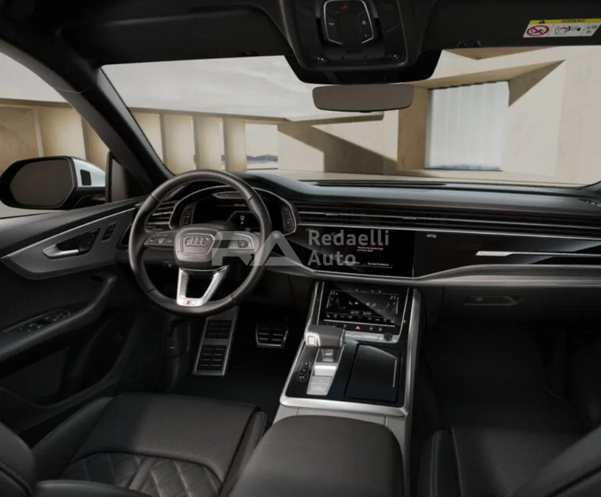 Audi Q8 nuova a Lecco (6)