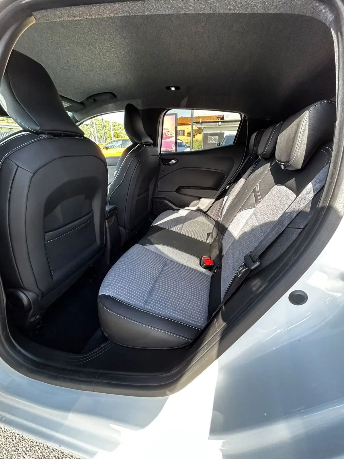 Renault Clio usata a Roma (6)