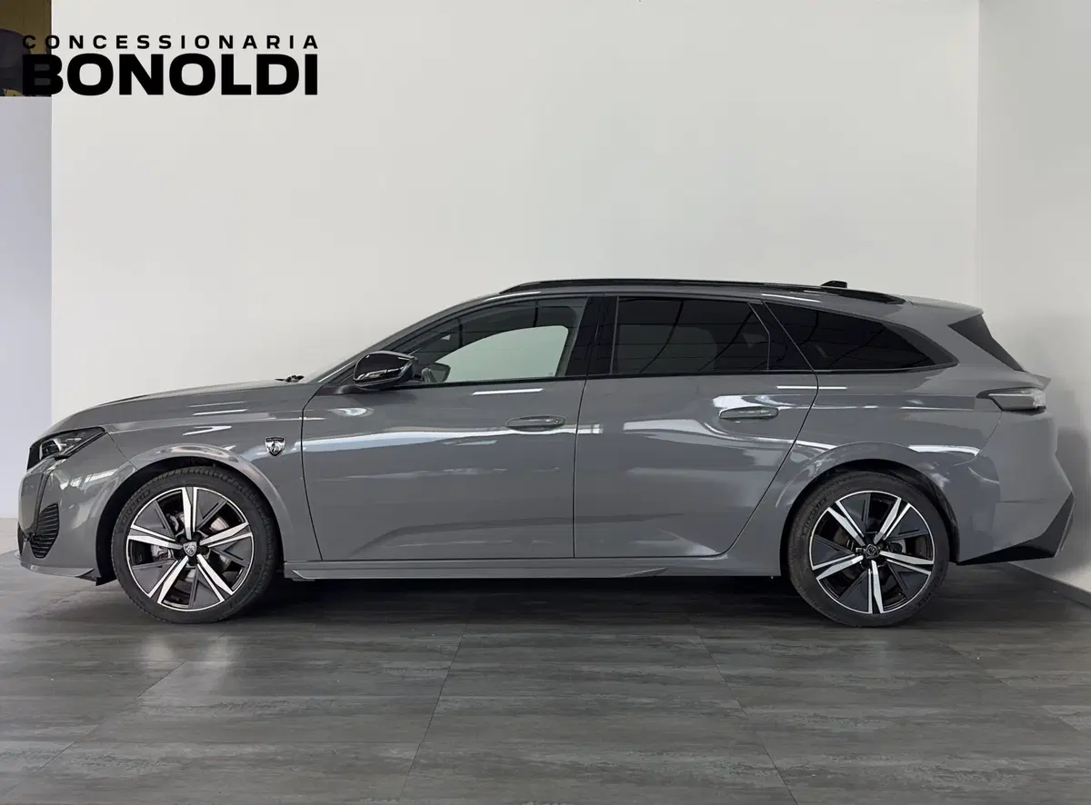 Peugeot 308 SW usata a Brescia (7)