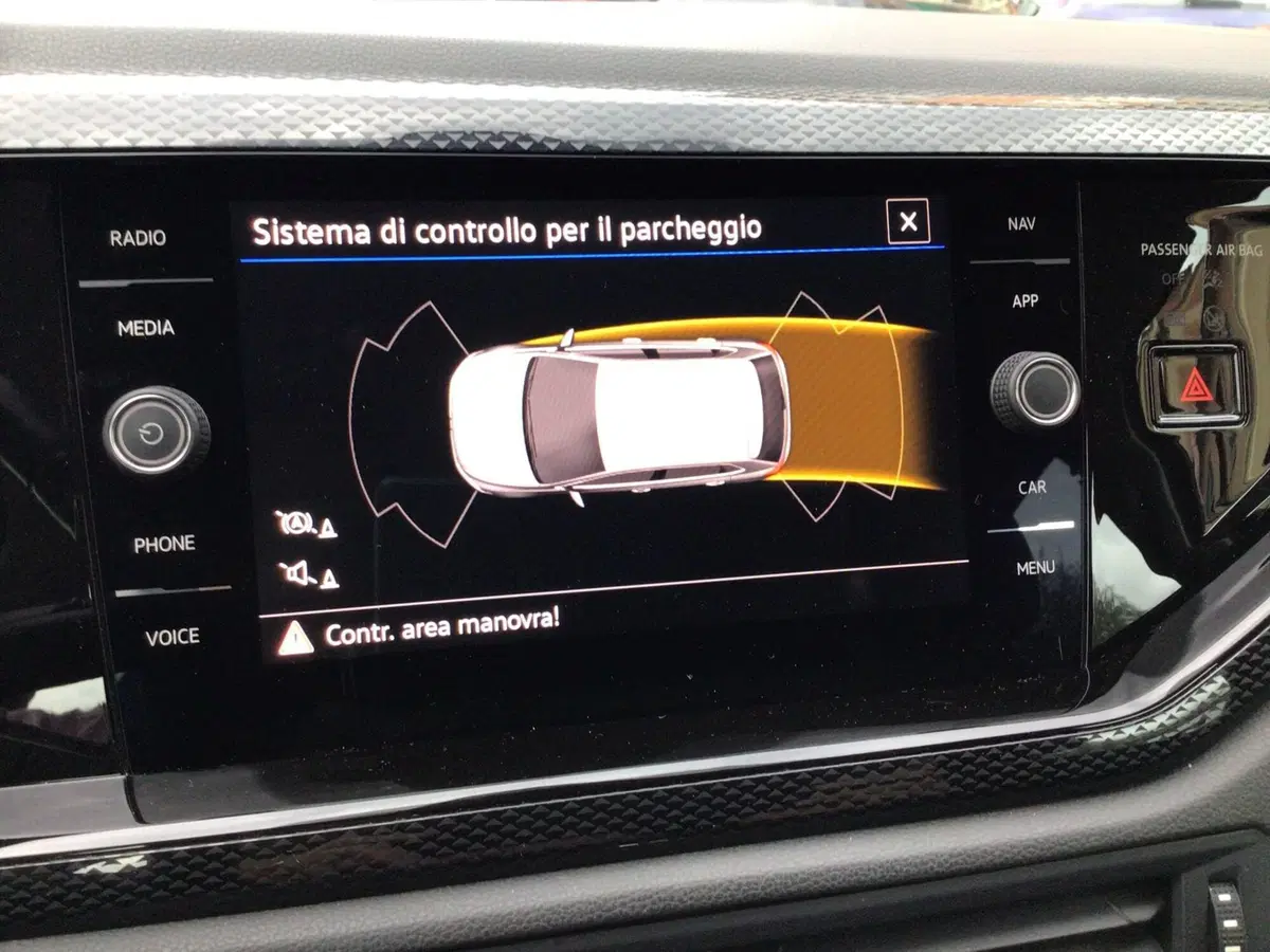 Volkswagen Polo usata a Genova (19)