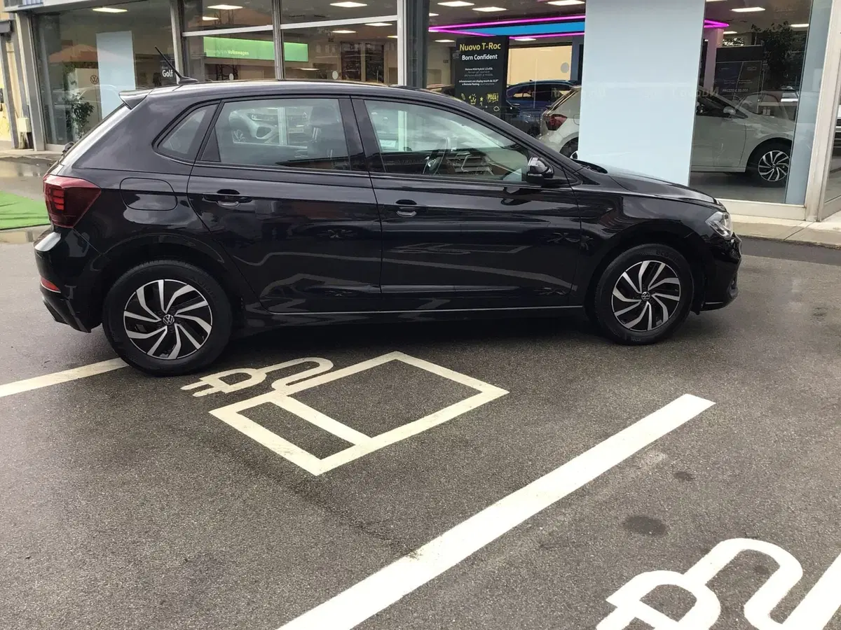Volkswagen Polo usata a Genova (4)