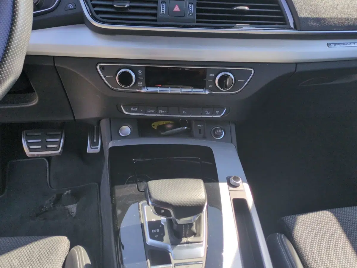 Audi Q5 Sportback usata a Agrigento (11)