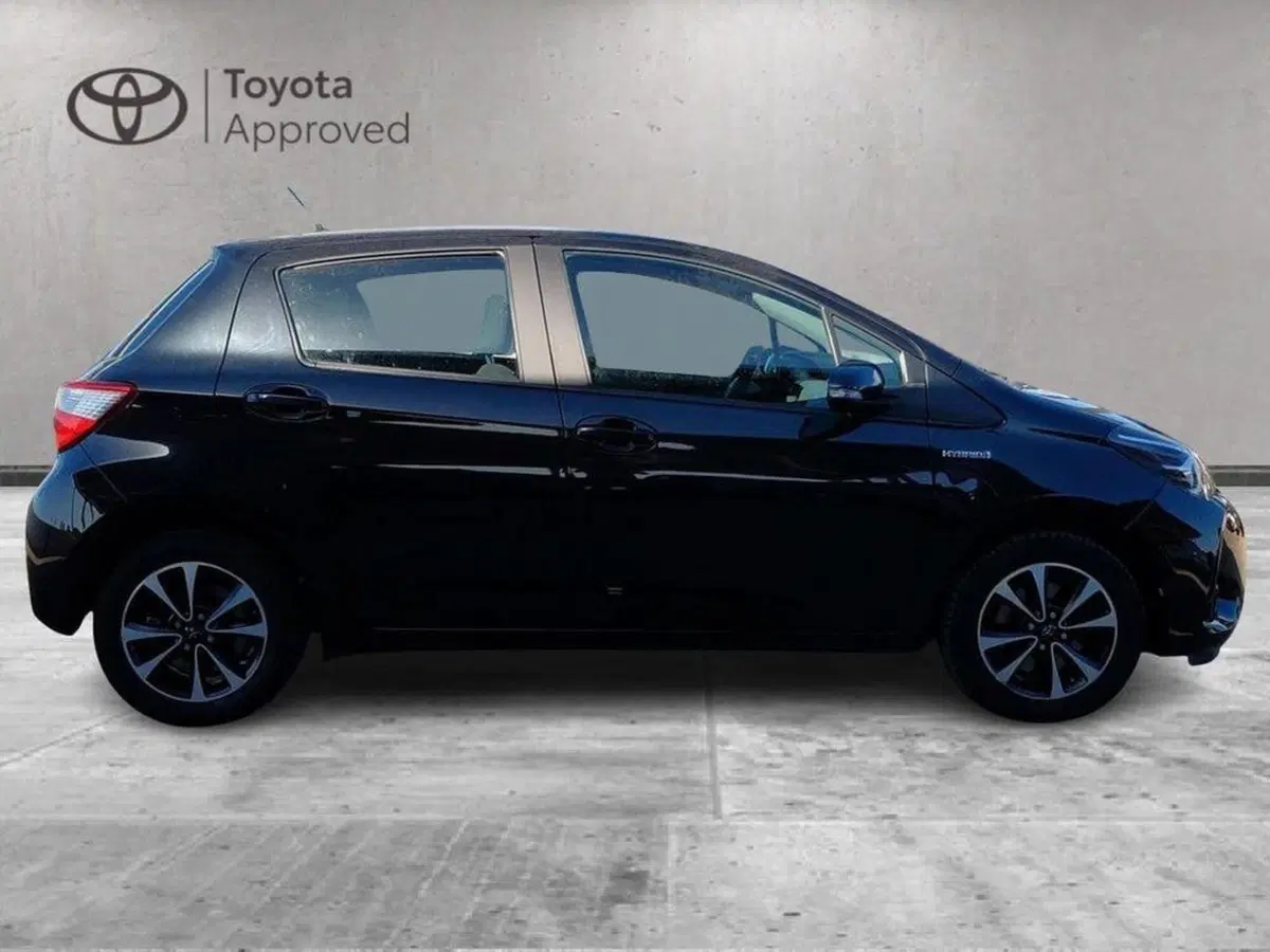 Toyota Yaris usata a Cagliari (4)