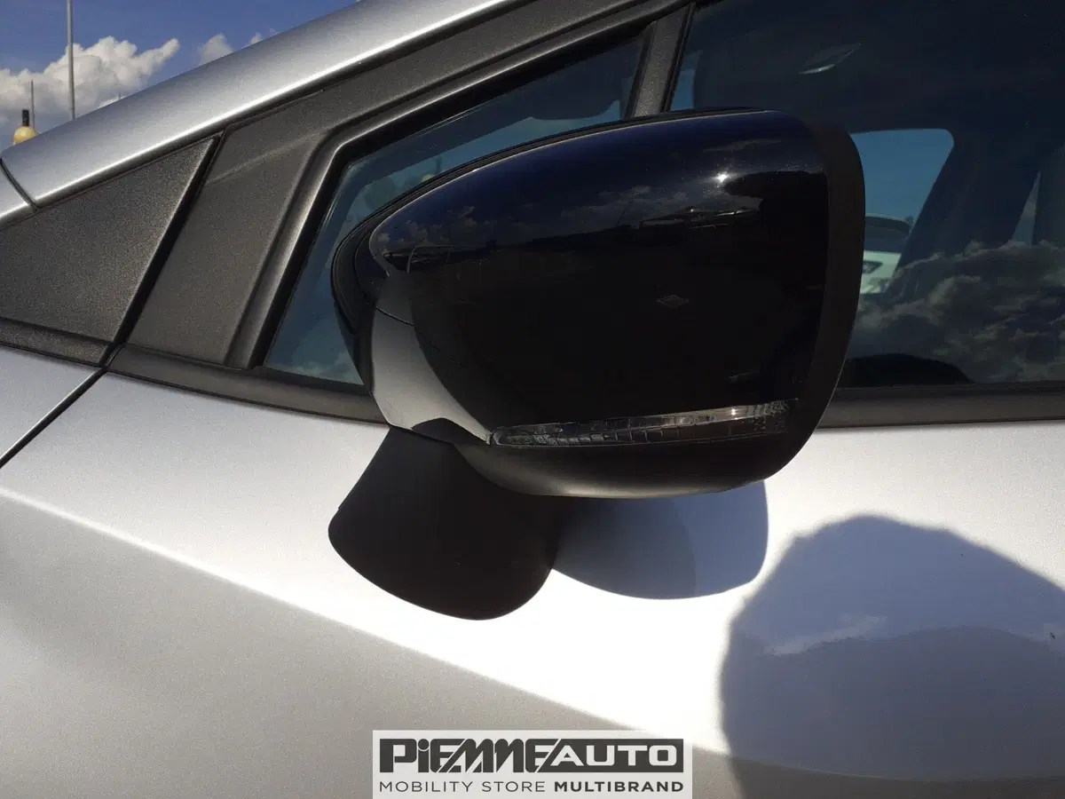 Nissan Micra usata a Piacenza (19)