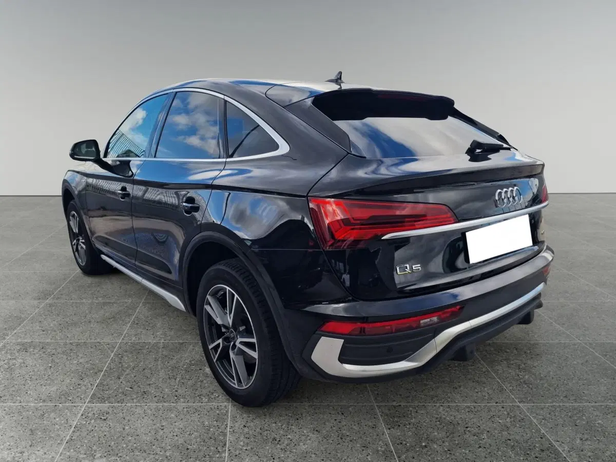 Audi Q5 Sportback usata a Bari (9)