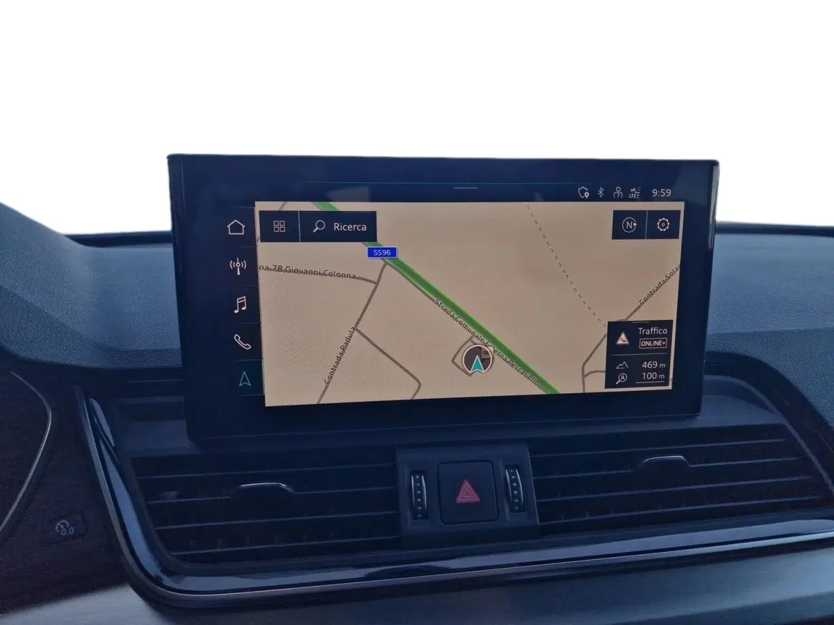 Audi Q5 Sportback usata a Bari (13)