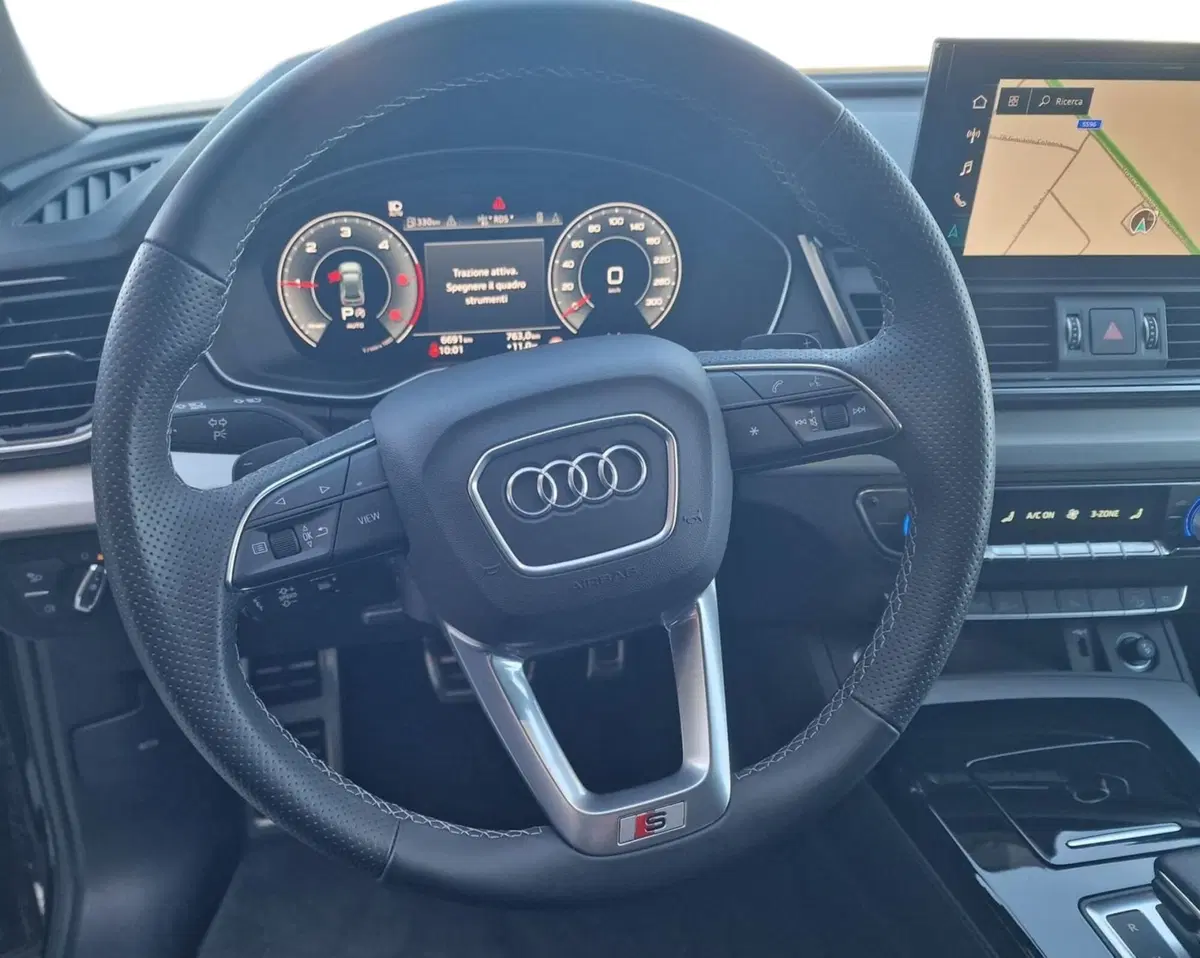 Audi Q5 Sportback usata a Bari (3)