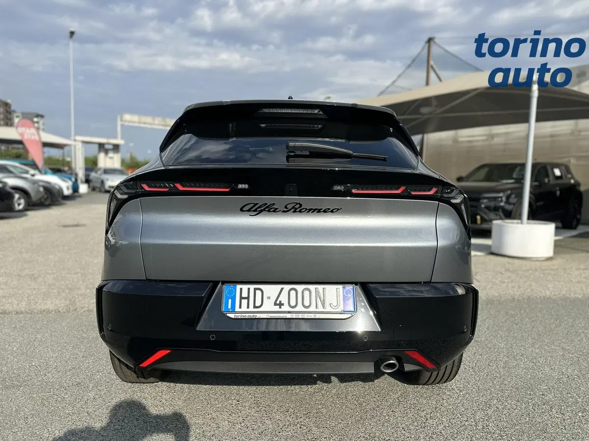 Alfa Romeo Junior nuova a Torino (6)