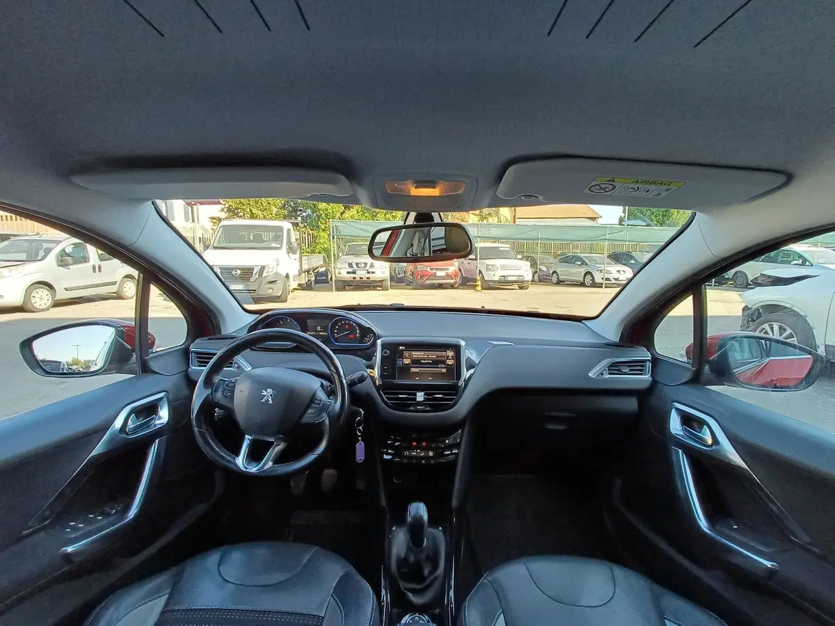Peugeot 2008 usata a Modena (11)