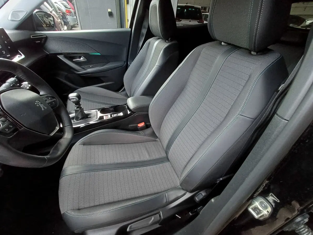Peugeot 2008 usata a Modena (11)