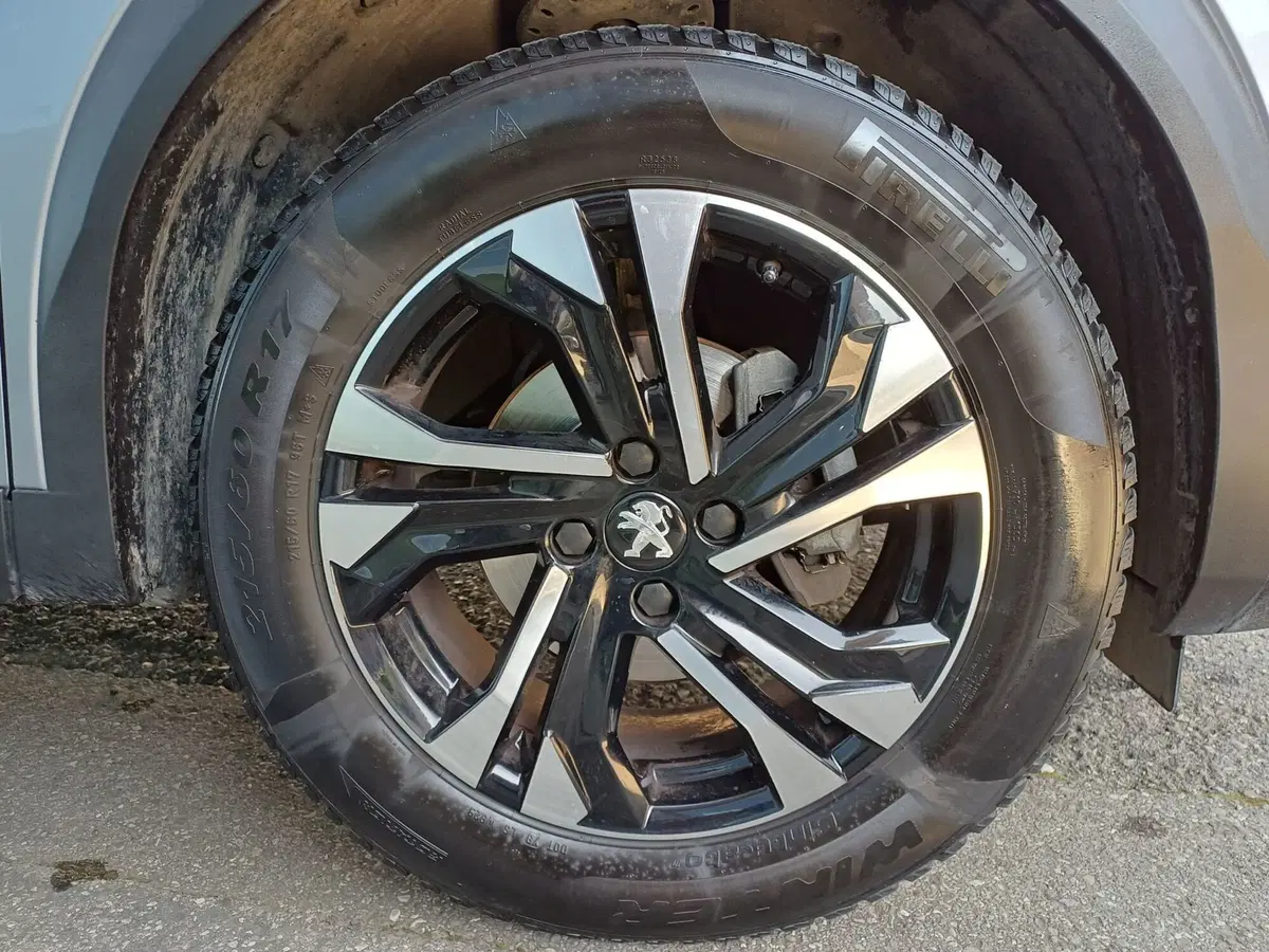 Peugeot 2008 usata a Modena (18)