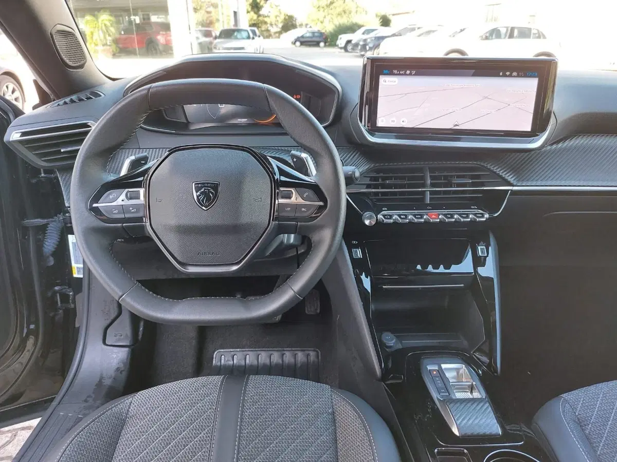 Peugeot 2008 usata a Pavia (6)