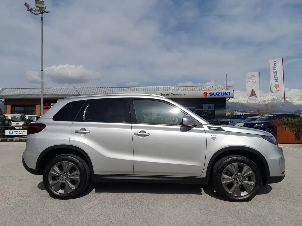 Suzuki Vitara nuova a L'Aquila (4)