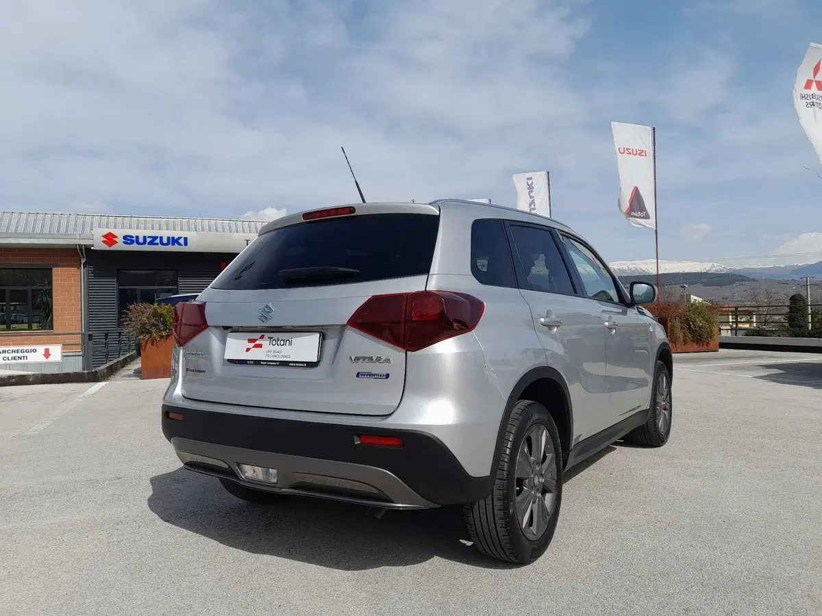 Suzuki Vitara nuova a L'Aquila (5)