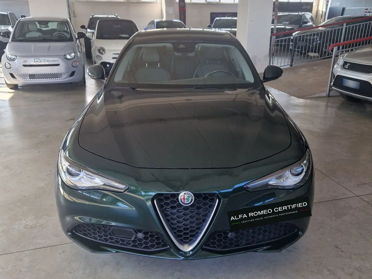 Alfa Romeo Giulia usata a Terni (2)