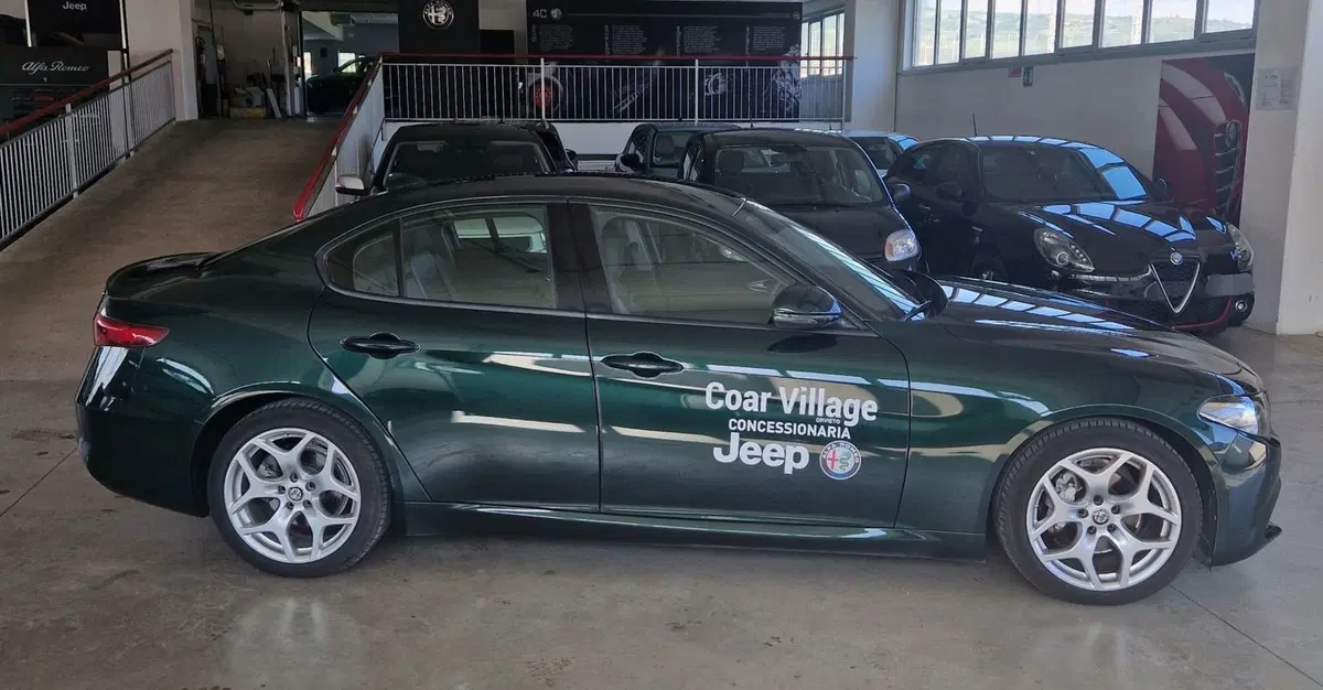 Alfa Romeo Giulia usata a Terni (6)