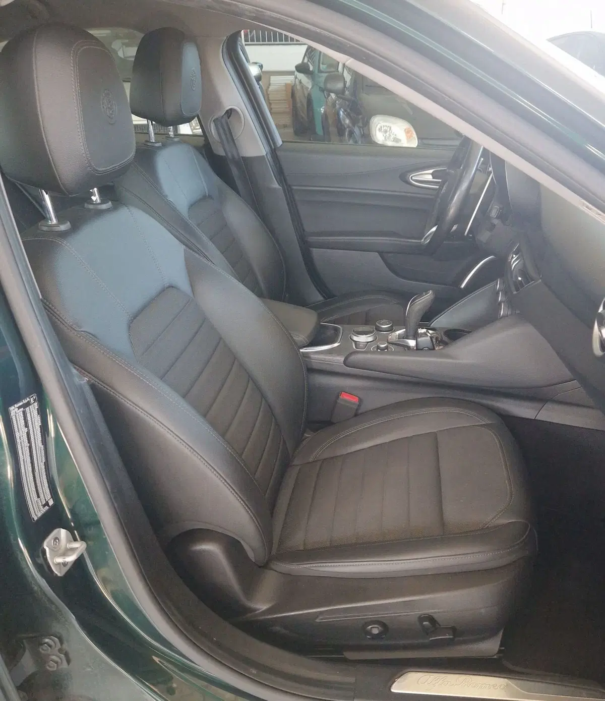 Alfa Romeo Giulia usata a Terni (8)