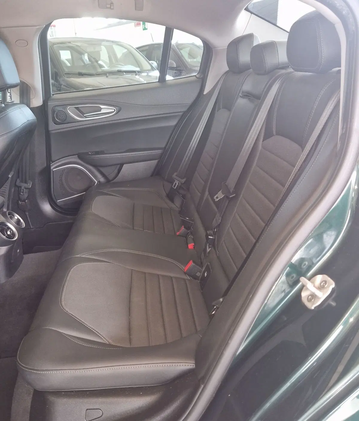 Alfa Romeo Giulia usata a Terni (9)