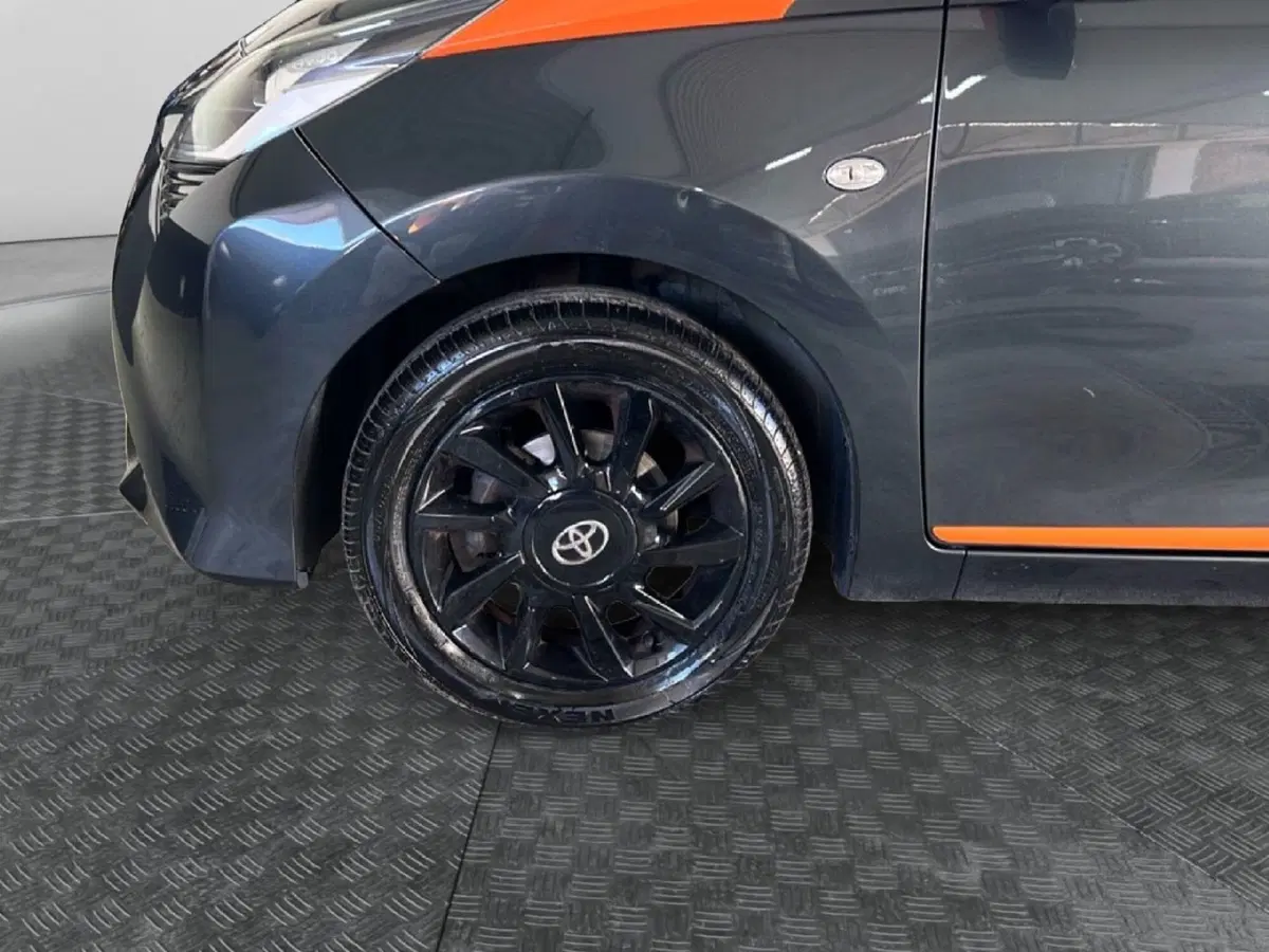 Toyota Aygo usata a Roma (9)