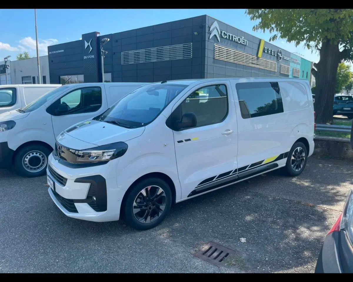 Opel Vivaro Furgone nuova a Alessandria