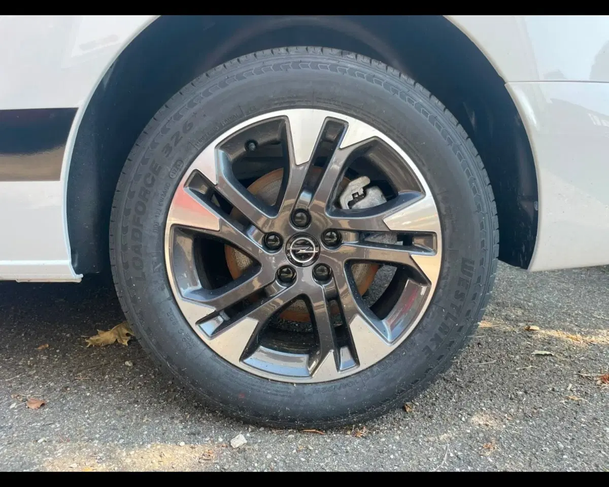 Opel Vivaro Furgone nuova a Alessandria (10)