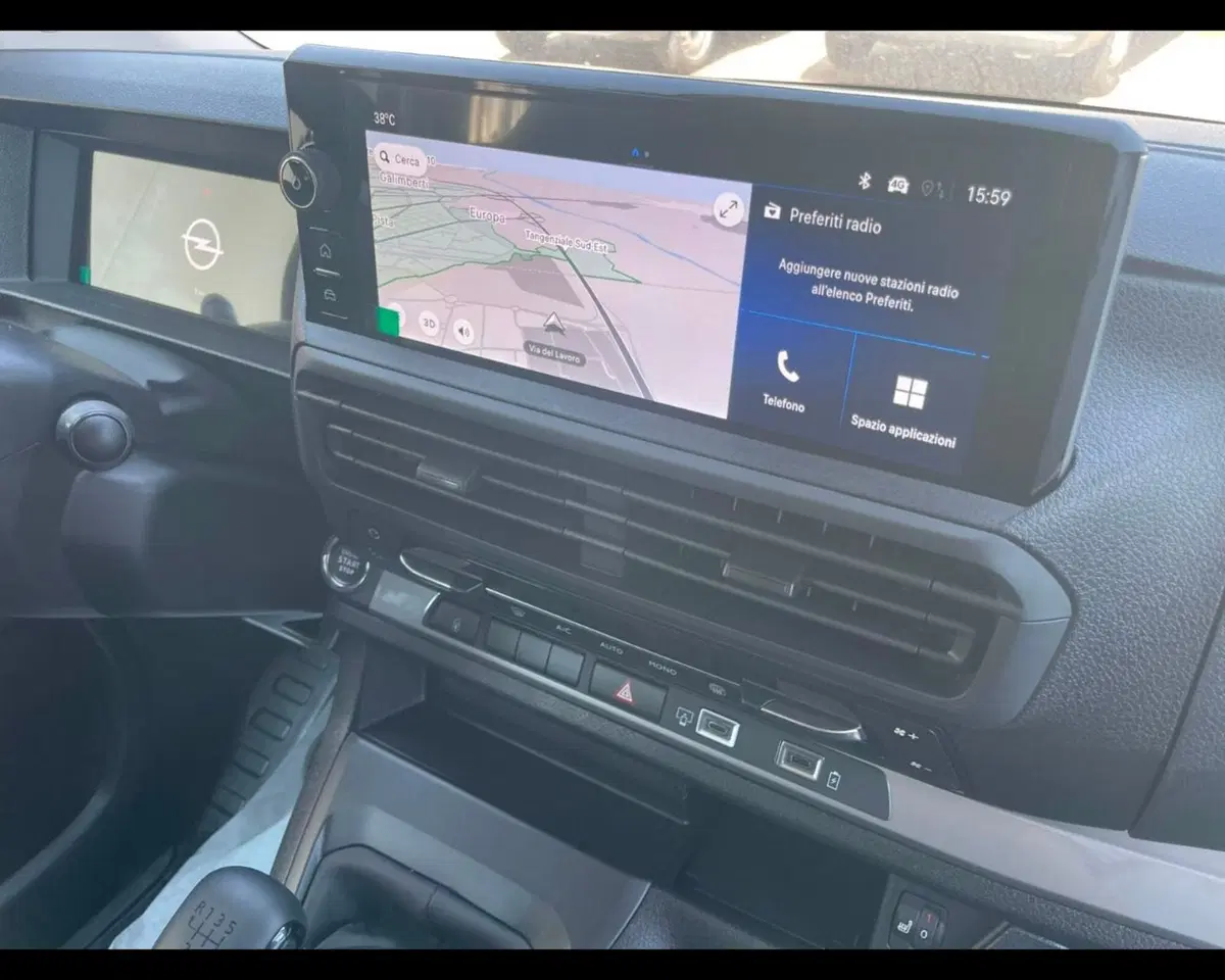 Opel Vivaro Furgone nuova a Alessandria (17)
