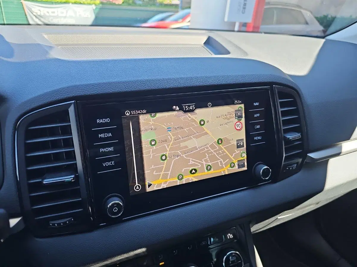 Skoda Karoq usata a Lecco (19)