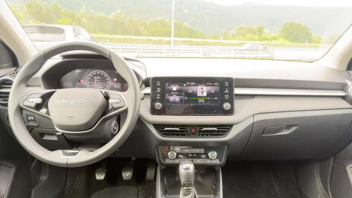 Skoda Fabia nuova a Lecco (9)