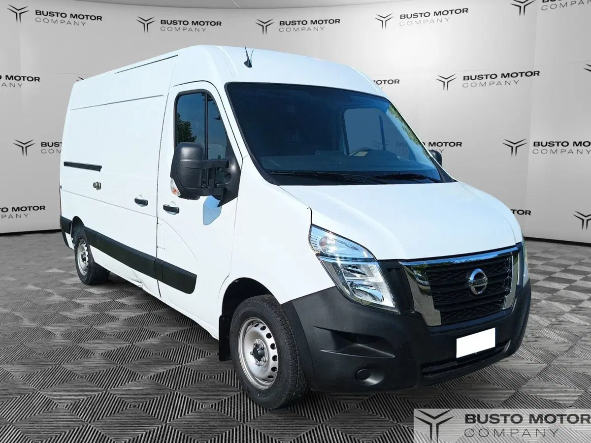 Nissan Interstar Furgone usata a Varese