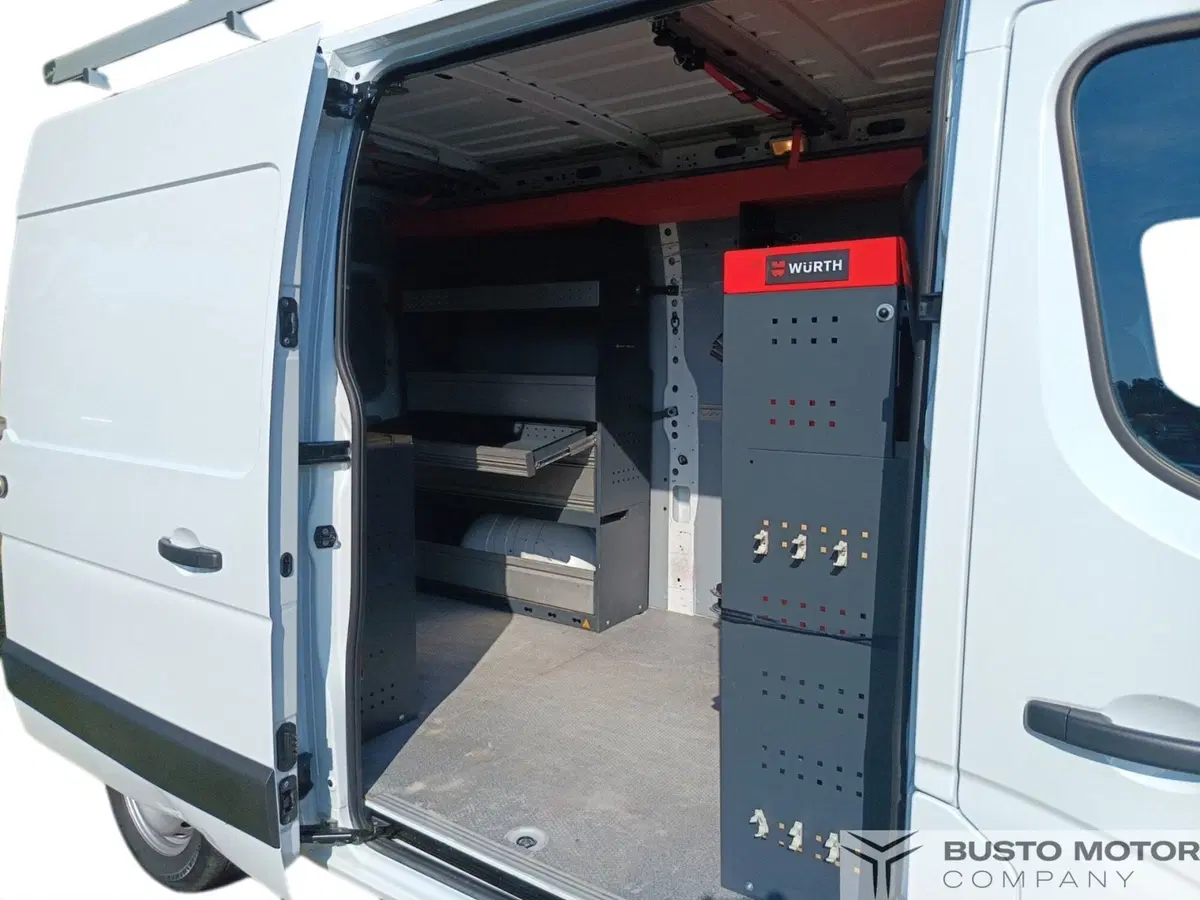 Nissan Interstar Furgone usata a Varese (9)