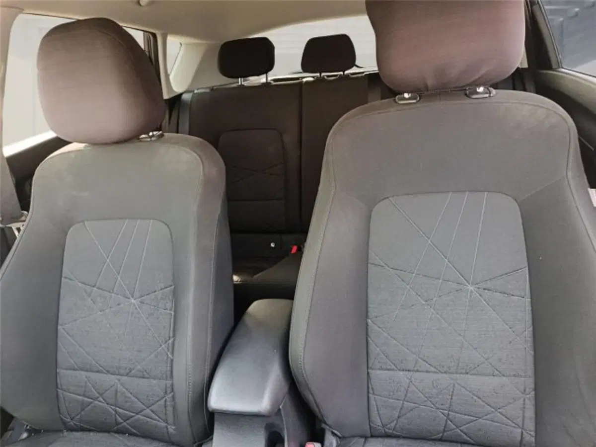 Hyundai Bayon usata a Bari (17)